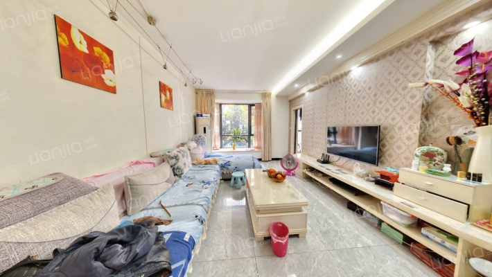 枫景雅居二手房实景图