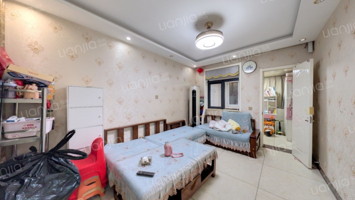 联纺路71号院二手房实景图