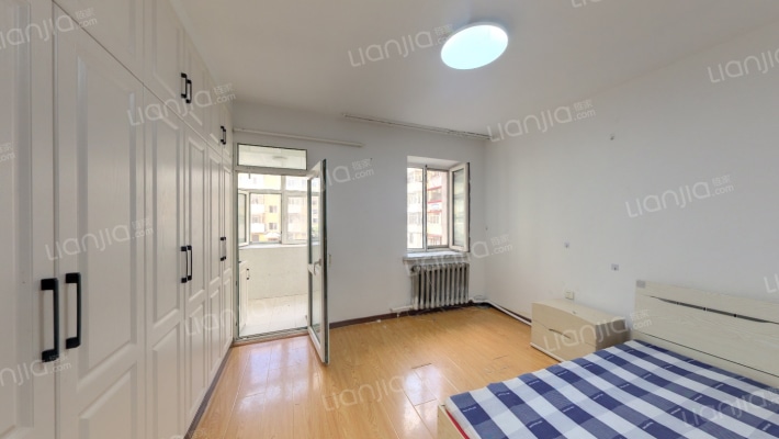 沙曼小区四街区二手房实景图