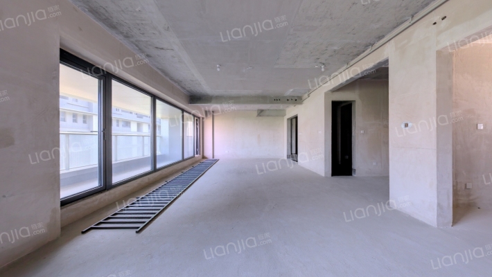 招商央玺二手房实景图