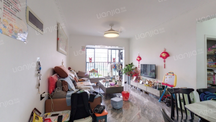 岭上国际二手房实景图