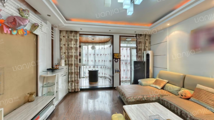 苹果城二手房实景图