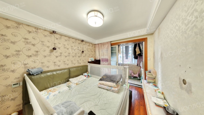 沙田里二手房实景图