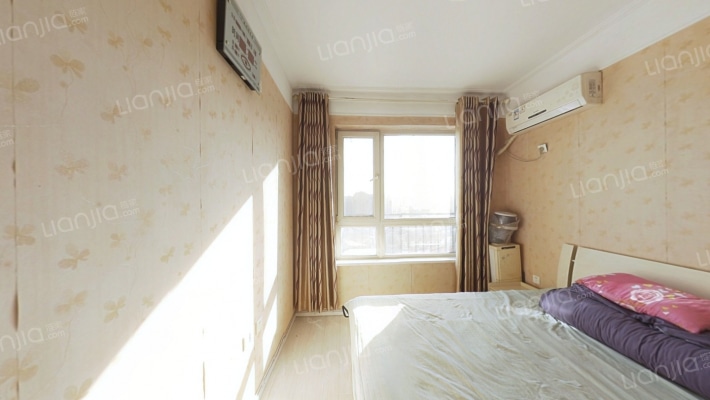 丽湾国际二手房实景图