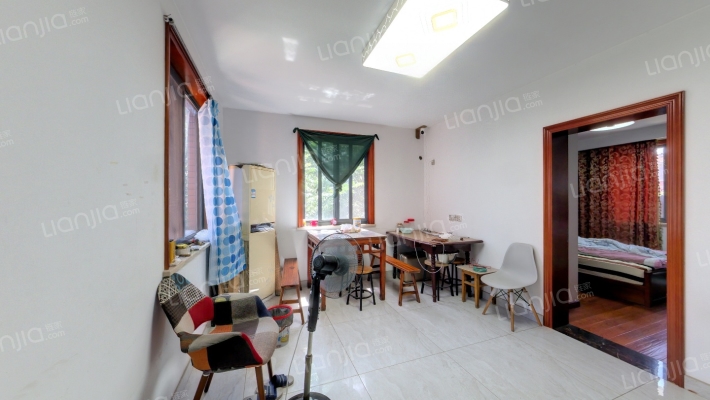 蚌潭公寓二手房实景图