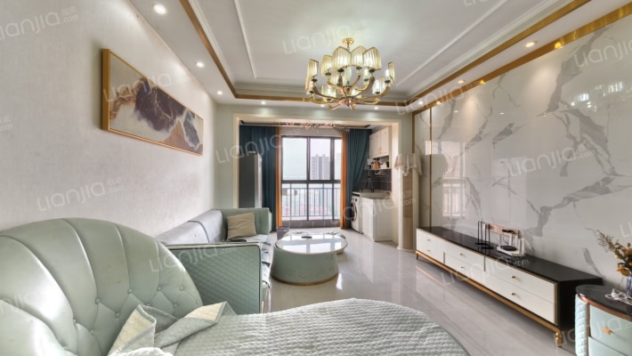 红霞雅苑二手房实景图