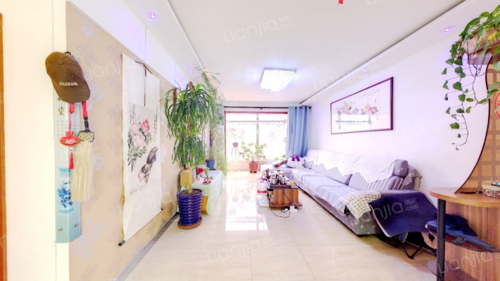 自由花园二手房实景图
