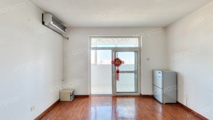 贻港城二手房实景图