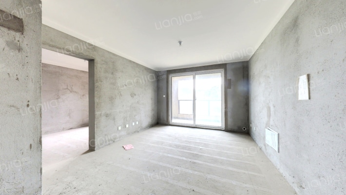 隐山观湖C区二手房实景图