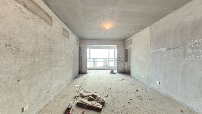 恩瑞御西湖二手房实景图