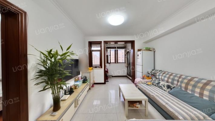 世纪梧桐公寓二手房实景图