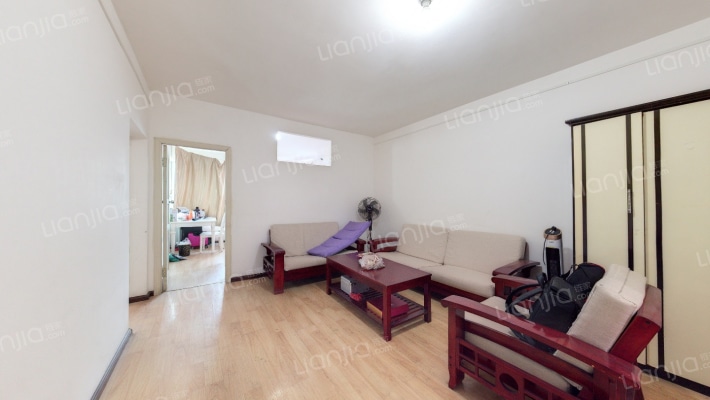 汪家湾路122号二手房实景图