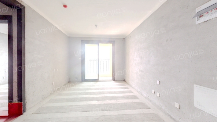 朗悦悦融苑二手房实景图