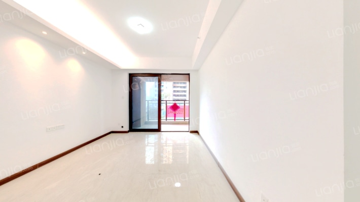 越秀逸府二手房实景图