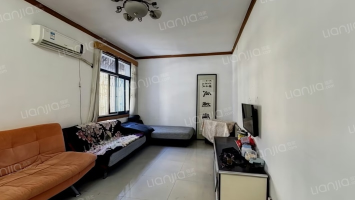 望湖公寓二手房实景图