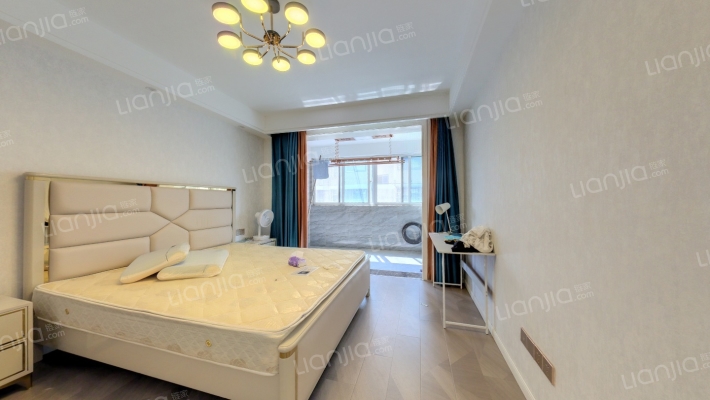 中央北路126号院二手房实景图