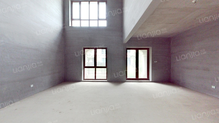 大湖颐湖苑二手房实景图