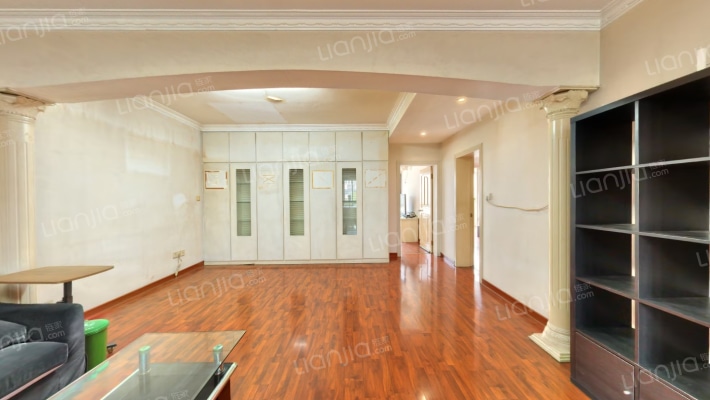 南都德迦东区二手房实景图