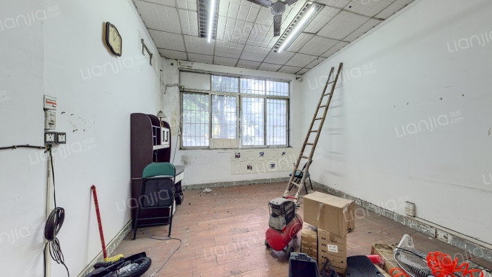 多宝路二手房实景图