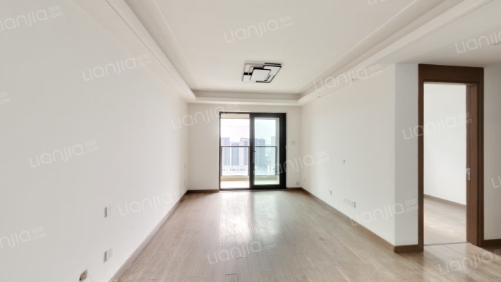 蔚蓝城市花园二手房实景图