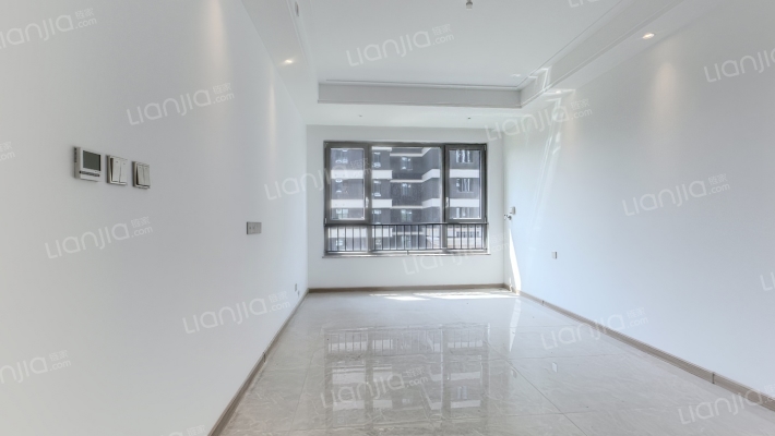 天朗云熙二手房实景图