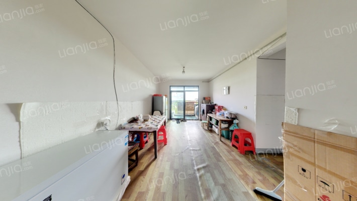 新世纪绿树湾二手房实景图