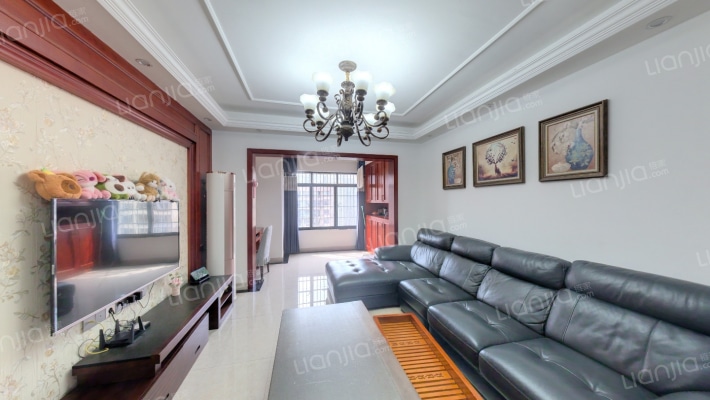 勤诚达新界二手房实景图