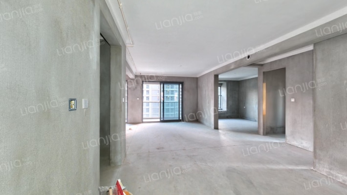 绿城凤麓和鸣府二手房实景图