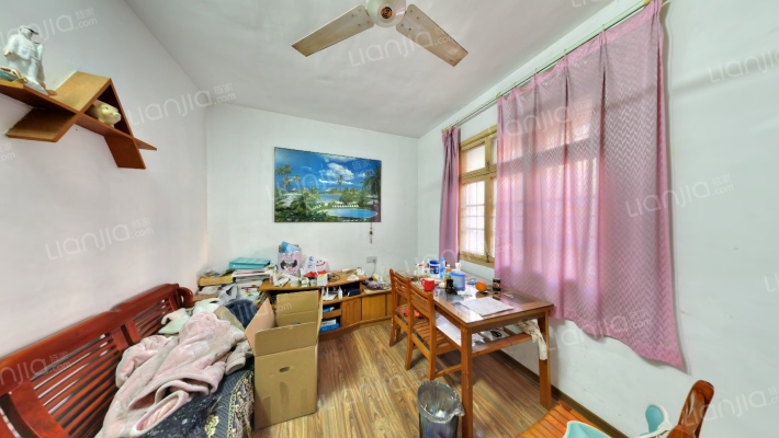 金桂苑住宅小区二手房实景图