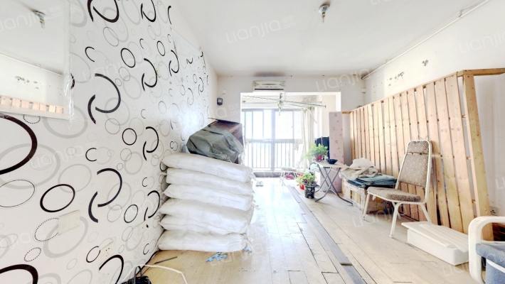 新南环新村四组团二手房实景图