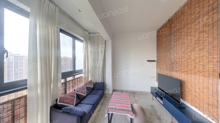 华府蓝湾一期二手房实景图