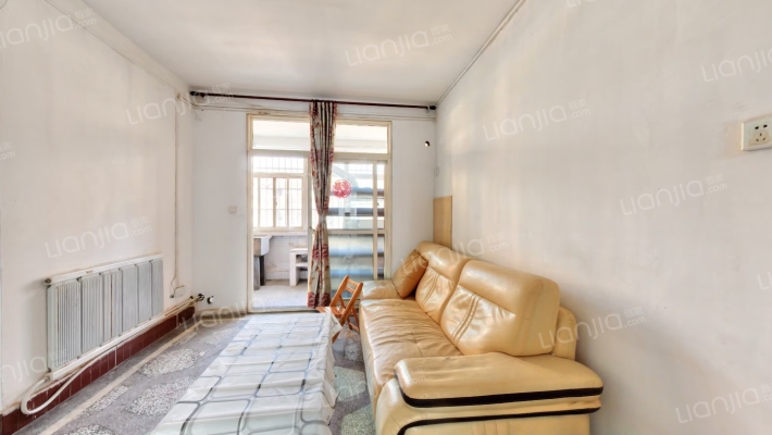 县医院家属院二手房实景图