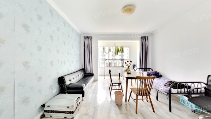 万润城二手房实景图