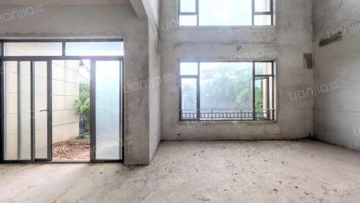 合景天峻广场别墅区二手房实景图