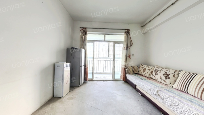 柳江苑小区二手房实景图