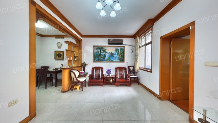 嘉怡苑二手房实景图