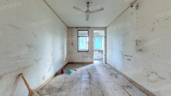 梅苑小区一期二手房实景图