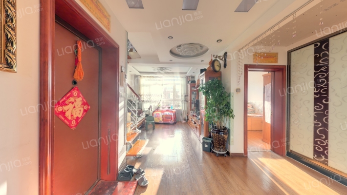 万龙第八城C区二手房实景图