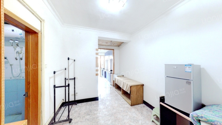 爱贤里二手房实景图