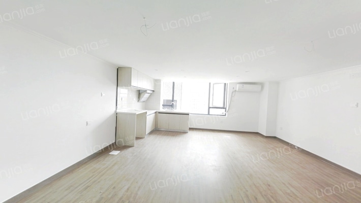 沁俪铭楼二手房实景图