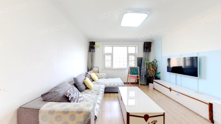 上台花园C区二手房实景图