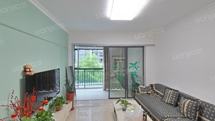 山水华庭二手房实景图