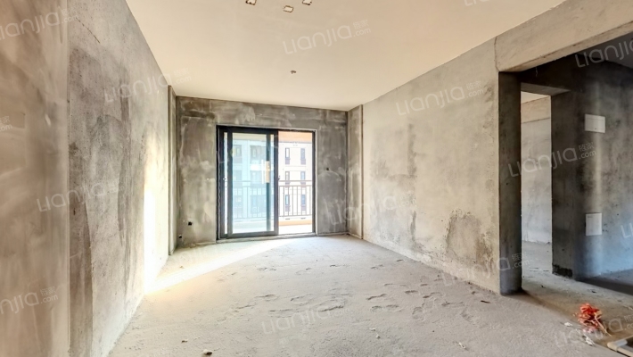 澳海富春山居二手房实景图