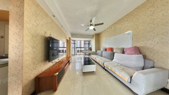 城市之光二手房实景图