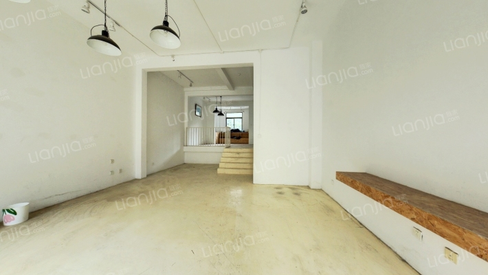 岭湖墅二手房实景图