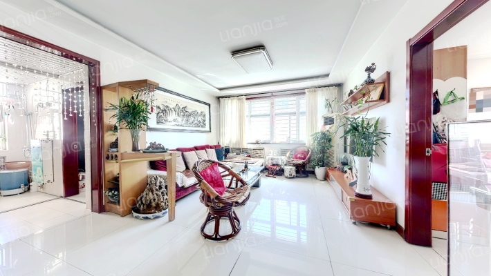 新东方华庭二手房实景图