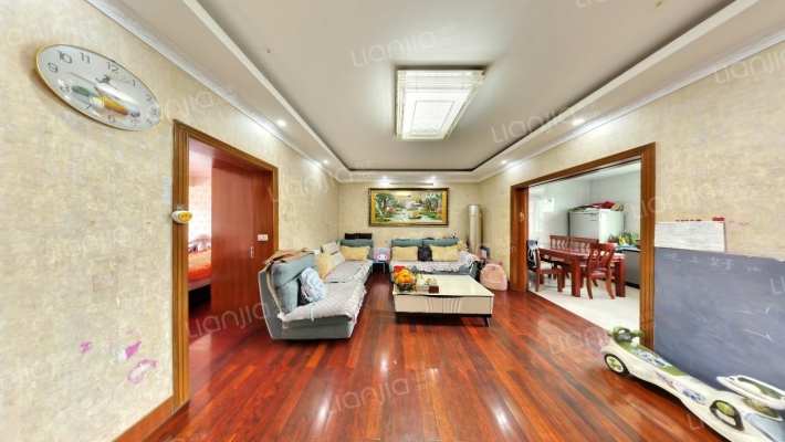 西林寺东区二手房实景图