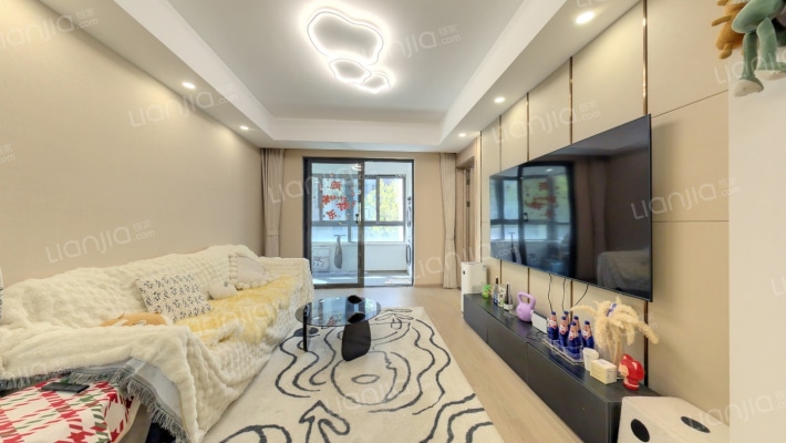 悦峰雅苑B区二手房实景图