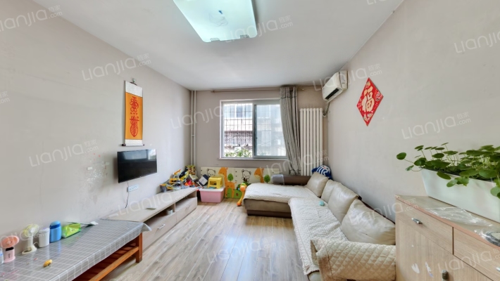 红专路39号院二手房实景图