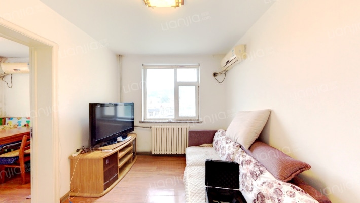 奇山西街二手房实景图